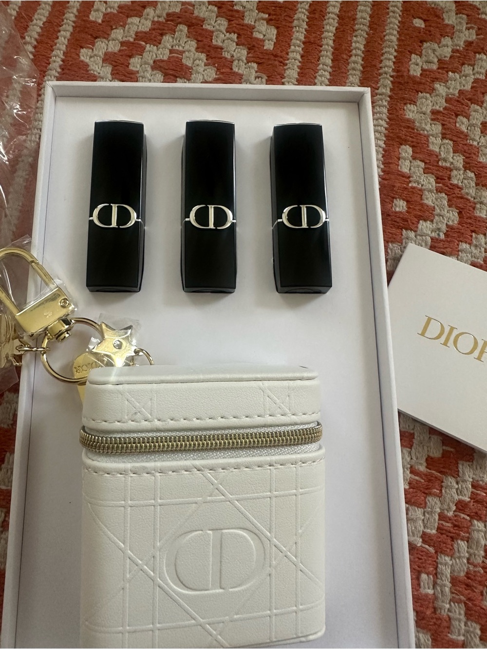 Dior White Embossed Leather Cosmetic Case with Black Lipstick Trio - Picture 2 of 4